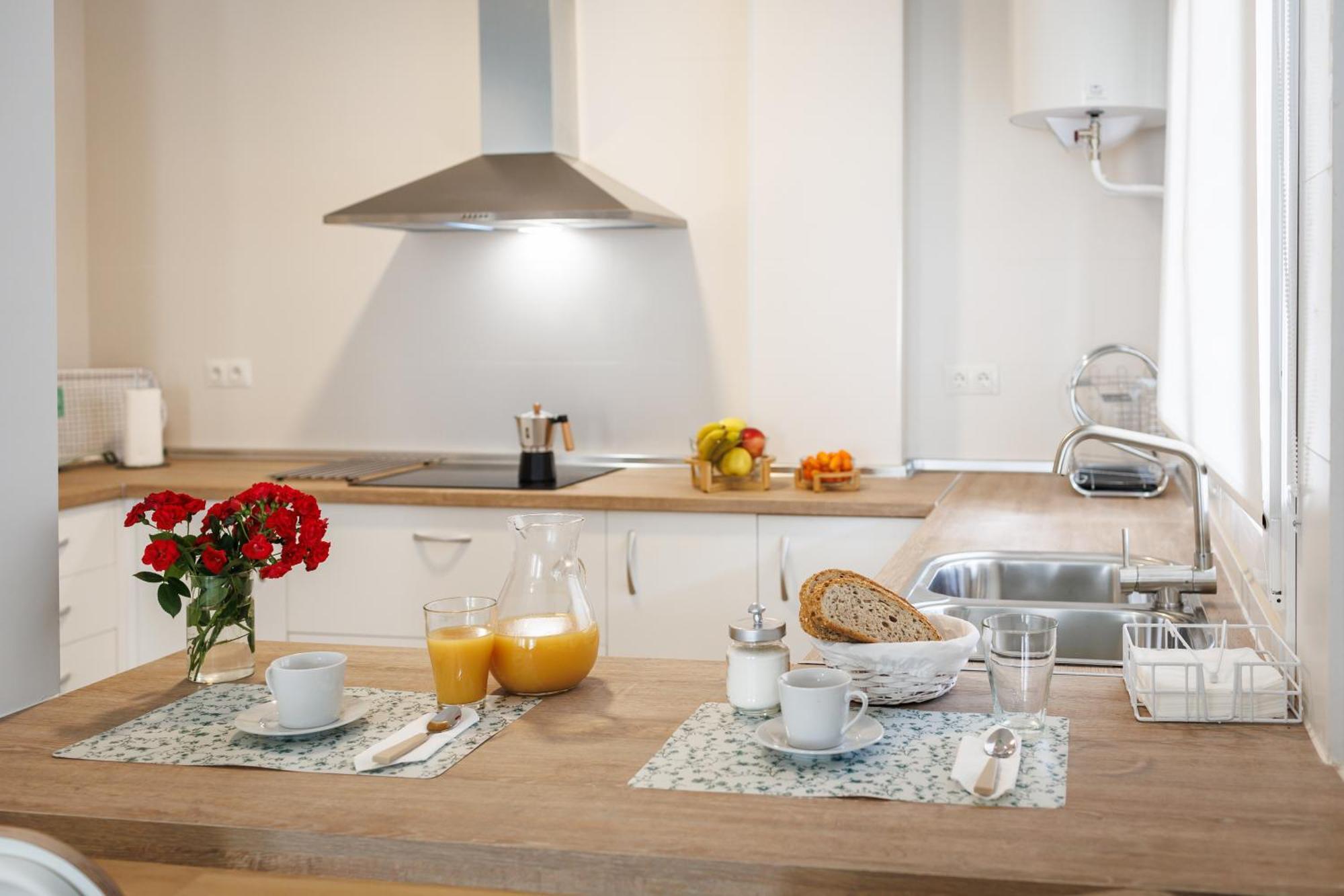 Apartamentos Luxury Suites Syrah 阿尔蒙德拉立窑 外观 照片